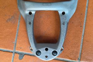maniglia portapacchi Aprilia Scarabeo 50