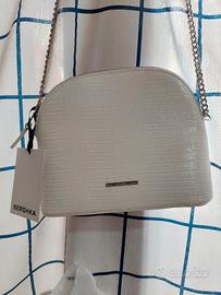 borsetta bianco panna nuova Bershka 