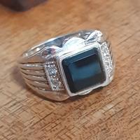 anello uomo solitario argento 925 onice zirconi