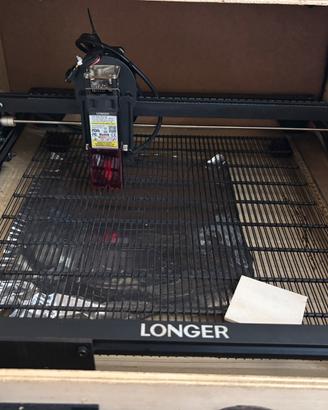 Macchina laser per incisione