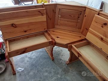 mobili stile tirolese