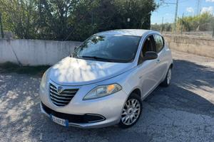 Lancia ypsilon 2013 1.3 diesel