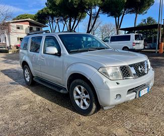 Nissan Pathfinder 2.5 DCI Automatica Pelle Navi