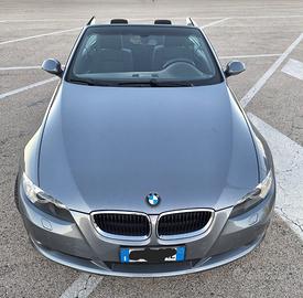 automobile BMW  320 I  CABRIO E 93 - 2007