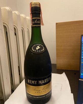 🥃 Rémy Martin VSOP Fine Champagne Cognac – bottig