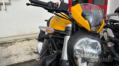Ducati Monster 821