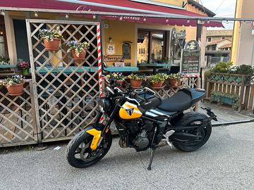 Triumph Trident 660- 06/2025 -2800 km