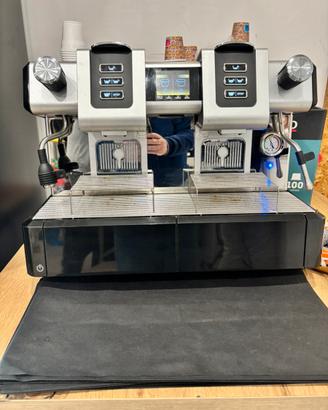 Macchina da caffe espresso professionale Maia