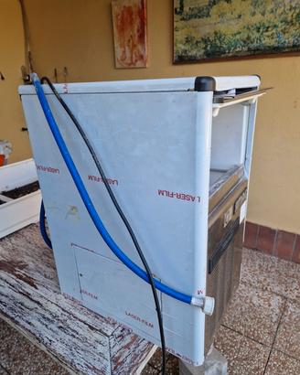 fabbricatore di ghiaccio 