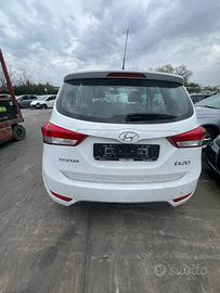 Ricambi vari Hyundai IX20 motore G4FA