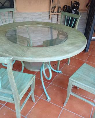 tavolo rotondo verde