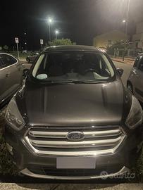Ford Kuga (2019) - Automatica
