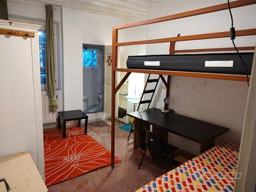Singola con bagno centro storico