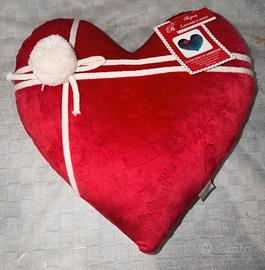 Cuscino a Cuore in Velluto Rosso