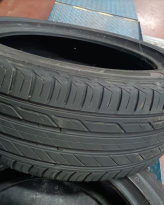 Pneumatici estivi Bridgestone 215/50/R18/92 w