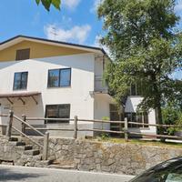 Casa singola o per B&B. Ampio giardino+parcheggio