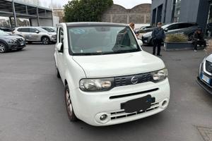 auto nissan cube