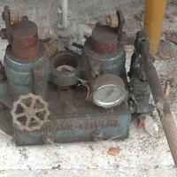 Hollmann Laverda Torchio pompa idraulica vintage