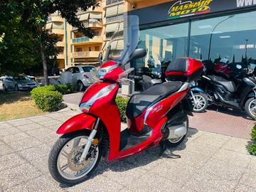 HONDA SH 300 i TUTTO INCLUSO ANCHE PASSAGGIO! MI