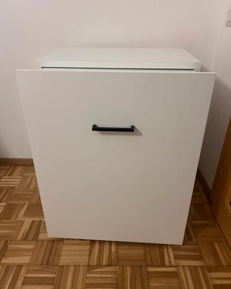 Tavolo a scomparsa richiudibile multiuso