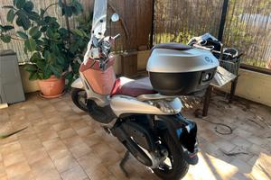 Beverly 350 ie 2015 14320km