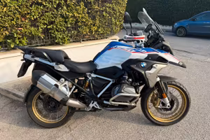Bmw 1250 GS versione HP