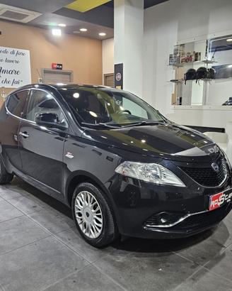 Lancia Ypsilon 1.2 benz. 69cv