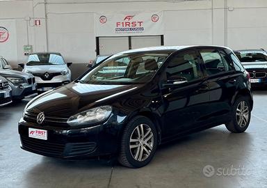 Volkswagen Golf 1.6 TDI DPF 5p. Highline