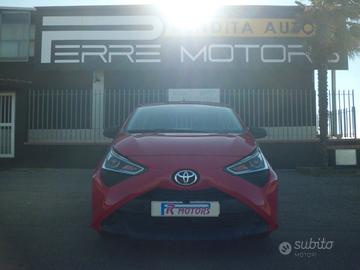 Toyota Aygo Connect 1.0 VVT-i 72 CV 5 porte x-clus