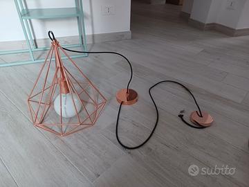 Lampada a sospensione colore ramato