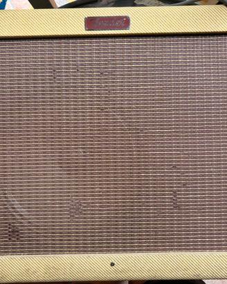 Fender  Blues De Luxe 100 Watt