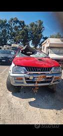 mitsubishi L200 incidentato pikcup 