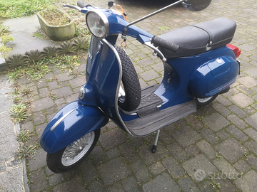 Vespa 125 et3