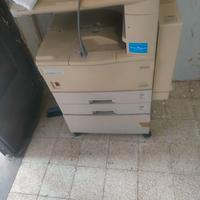 Mobili vari sedie e fotocopiatrici