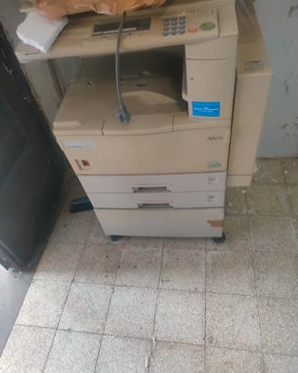 Mobili vari sedie e fotocopiatrici