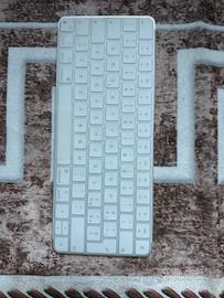 Apple  Magic Keybord + Magic Mouse