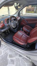 smart con allestimento brabus