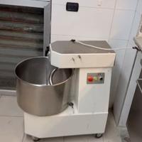 Impastatrice doppia velocita