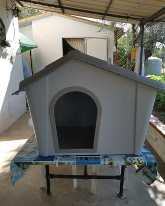 CUCCIA PER CANE DA ESTERNO/INTERNO NUOVA