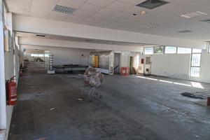 Capannone artiginale commerciale 900 mq Sestu