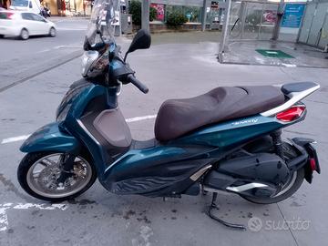 Piaggio Beverly 300 - 2022