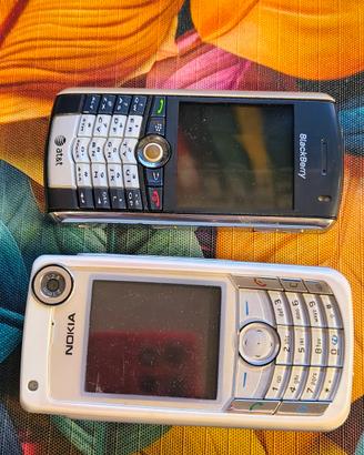 Lotto telefoni Vintage Nokia 6630 BlackBarry Pearl