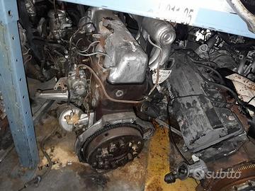 Motore Per Mercedes Diesel Sigla OM621 - W110