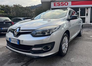 Renault Megane Mégane dCi 110CV EDC SporTour Limit