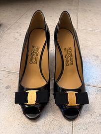 Ferragamo décolleté lucida nera