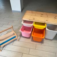 Mobiletto contenitore e piccolo portalibri