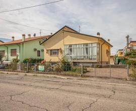 CASA INDIPENDENTE A CESENATICO