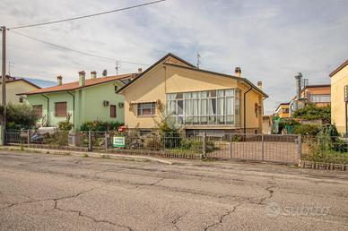 CASA INDIPENDENTE A CESENATICO