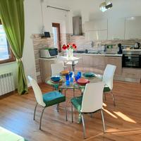 Casa annalisa in centro a 100 mt dal mare