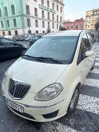 Lancia musa gpl targa estera polonia o italiana